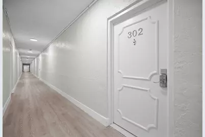 17620 Atlantic Boulevard #302, North Miami Beach, FL 33160 - Photo 25