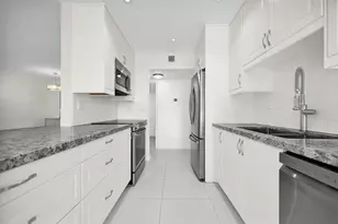 17620 Atlantic Blvd, North Miami Beach, FL 33160 - Photo 9