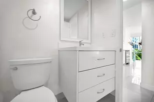 17620 Atlantic Blvd, North Miami Beach, FL 33160 - Photo 15