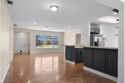 11371 NW 40th Place, Sunrise, FL 33323 - Photo 9