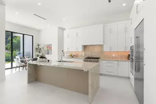 2724 NE 21st Ct, Fort Lauderdale, FL 33305 - Photo 17