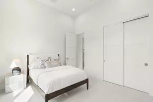 2724 NE 21st Ct, Fort Lauderdale, FL 33305 - Photo 39