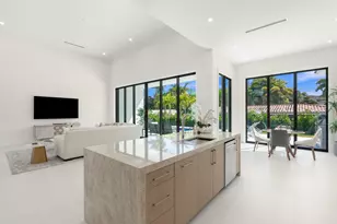 2724 NE 21st Ct, Fort Lauderdale, FL 33305 - Photo 19