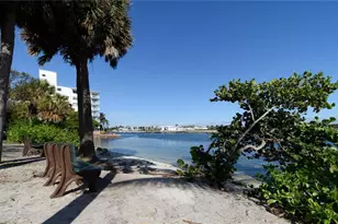 1511 SE 15th Ct, Deerfield Beach, FL 33441 - Photo 25