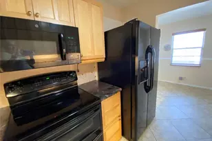 2019 Cambridge A, Deerfield Beach, FL 33442 - Photo 3