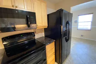 2019 Cambridge A, Deerfield Beach, FL 33442 - Photo 3