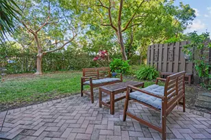 6927 Julia Gardens Dr, Coconut Creek, FL 33073 - Photo 27