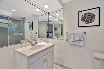 4270 NW 40th Street #302, Lauderdale Lakes, FL 33319 - Photo 25