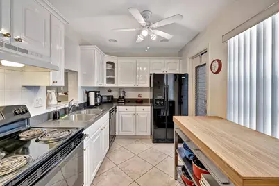 4270 NW 40th Street #302, Fort Lauderdale, FL 33319 - Photo 7