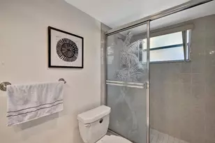 4270 NW 40th St, Lauderdale Lakes, FL 33319 - Photo 27