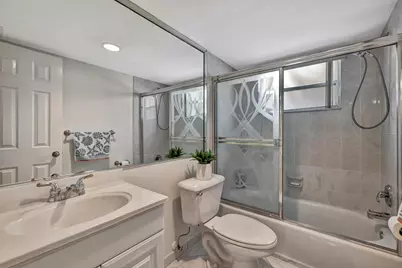 4270 NW 40th Street #302, Lauderdale Lakes, FL 33319 - Photo 31