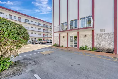 4270 NW 40th Street #302, Lauderdale Lakes, FL 33319 - Photo 33