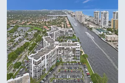 800 Parkview Drive #524, Hallandale Beach, FL 33009 - Photo 19