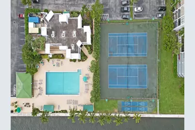 800 Parkview Drive #524, Hallandale Beach, FL 33009 - Photo 35