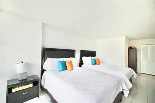 800 Parkview Dr, Hallandale Beach, FL 33009 - Photo 25