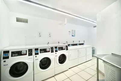 800 Parkview Drive #524, Hallandale Beach, FL 33009 - Photo 27