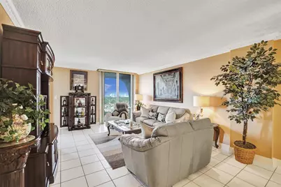 1600 S Ocean Drive #18B, Hollywood, FL 33019 - Photo 5