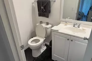 679 Durham Y, Deerfield Beach, FL 33442 - Photo 15