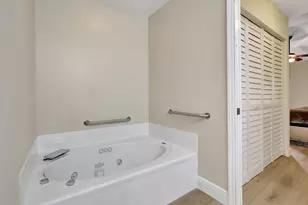 9720 Malvern Dr, Tamarac, FL 33321 - Photo 29