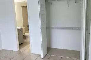 1040 Twin Lakes Dr, Coral Springs, FL 33071 - Photo 11