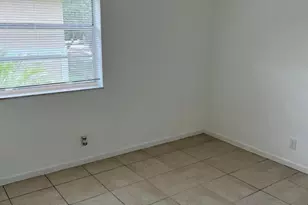 1040 Twin Lakes Dr, Coral Springs, FL 33071 - Photo 7