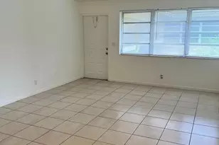 1040 Twin Lakes Dr, Coral Springs, FL 33071 - Photo 9