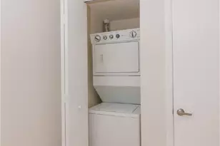 465 Brickell Ave, Miami, FL 33131 - Photo 21