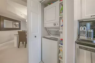 7300 Radice Ct, Lauderhill, FL 33319 - Photo 15