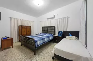 13945 N Miami Ave, Miami, FL 33168 - Photo 23