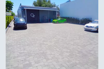 3749 N Federal Highway #B, Pompano Beach, FL 33064 - Photo 1