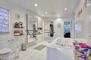 1325 Middle River Dr, Fort Lauderdale, FL 33304 - Photo 27