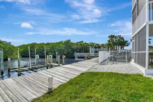 689 NE 6th Ct, Boynton Beach, FL 33435 - Photo 25