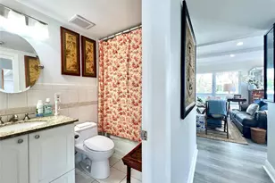 2124 NE 5th Ave, Wilton Manors, FL 33305 - Photo 7