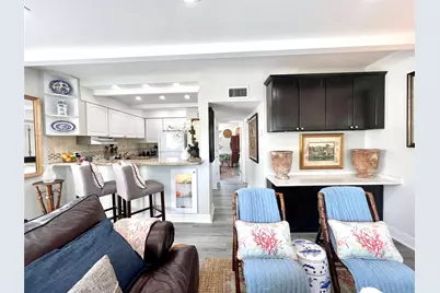 2124 NE 5th Avenue #208, Wilton Manors, FL 33305 - Photo 13