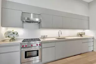 2560 Del Lago Dr, Fort Lauderdale, FL 33316 - Photo 23