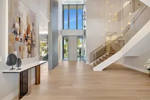 2560 Del Lago Dr, Fort Lauderdale, FL 33316 - Photo 13