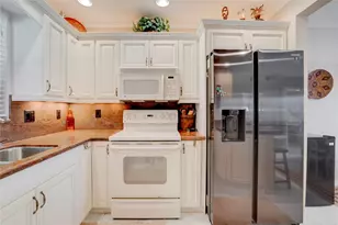 3209 NE 36th St, Fort Lauderdale, FL 33308 - Photo 7