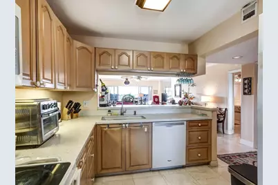 3050 NE 48th Court #401, Pompano Beach, FL 33064 - Photo 11