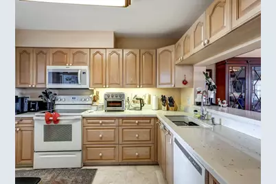 3050 NE 48th Court #401, Pompano Beach, FL 33064 - Photo 13