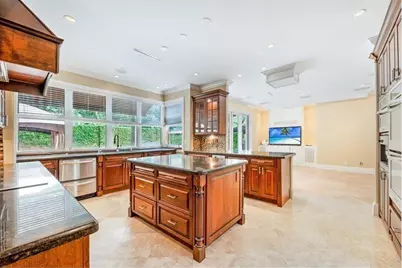 3733 Solana Road, Miami, FL 33133 - Photo 7