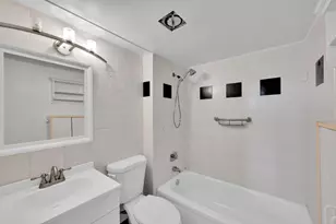 118 Royal Pk Dr, Oakland Park, FL 33309 - Photo 21