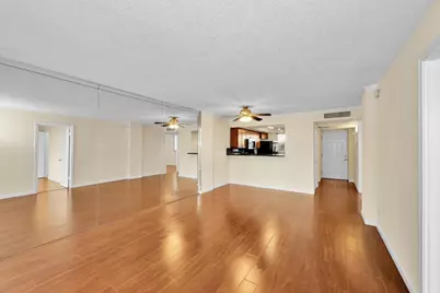 118 Royal Park Drive #4G, Fort Lauderdale, FL 33309 - Photo 11