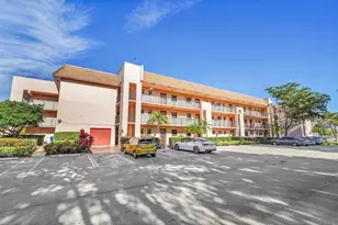 10123 Sunrise Lakes Blvd, Sunrise, FL 33322 - Photo 39