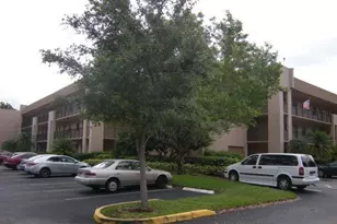 10123 Sunrise Lakes Blvd, Sunrise, FL 33322 - Photo 19