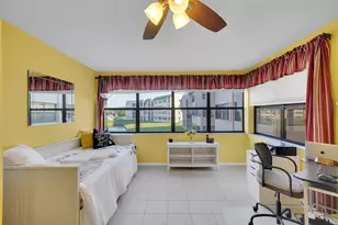 10123 Sunrise Lakes Blvd, Sunrise, FL 33322 - Photo 7