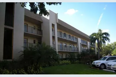 10123 Sunrise Lakes Boulevard #206, Sunrise, FL 33322 - Photo 17