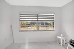 13355 SW 16th Ct, Pembroke Pines, FL 33027 - Photo 11