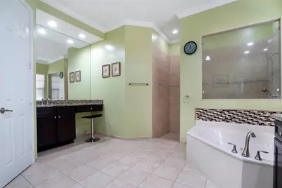 8715 NW 41st Street, Hollywood, FL 33024 - Photo 21