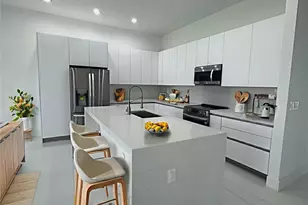 29193 SW 166th Ave, Homestead, FL 33030 - Photo 9