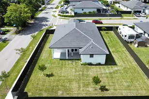 29193 SW 166th Ave, Homestead, FL 33030 - Photo 3